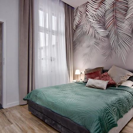 Apartament Bialy Z Jacuzzi Krakow Exterior photo