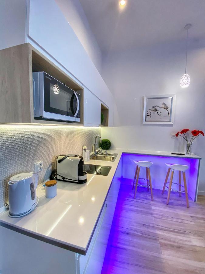 Apartament Bialy Z Jacuzzi Krakow Exterior photo